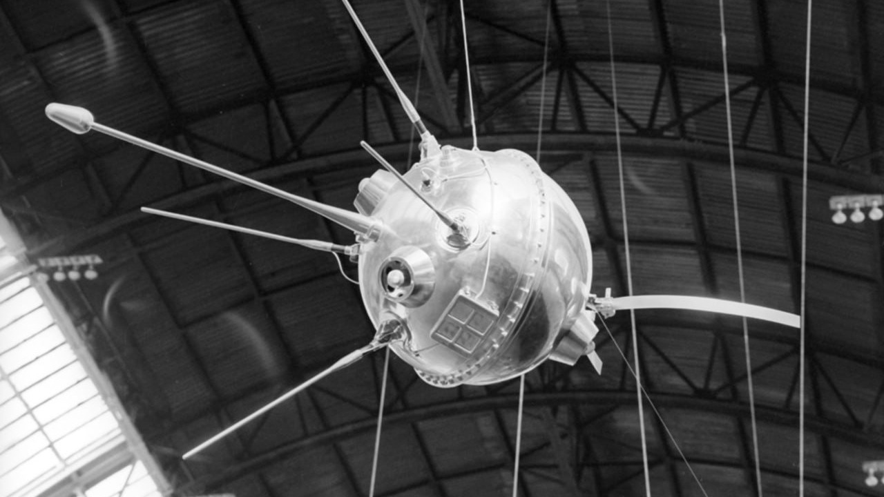 "Луна-1" - первая советская автоматическая межпланетная станция, частично выполнившая лунную миссию 