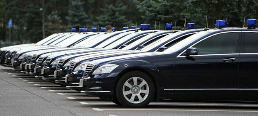 Госдума отклонила запрет на покупку дорогих автомобилей для чиновников