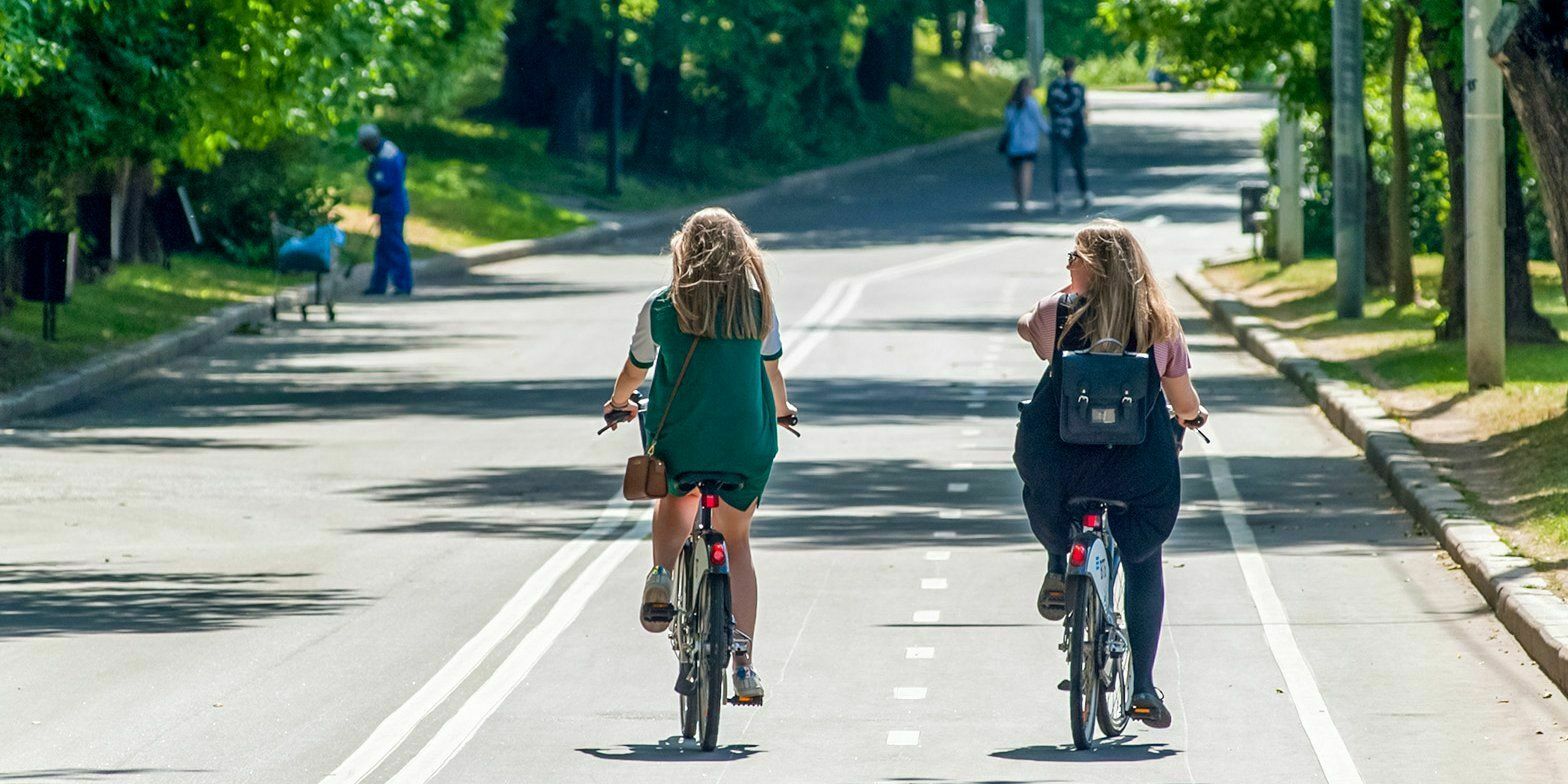 На улицах Москвы появились патрульные на велосипедах