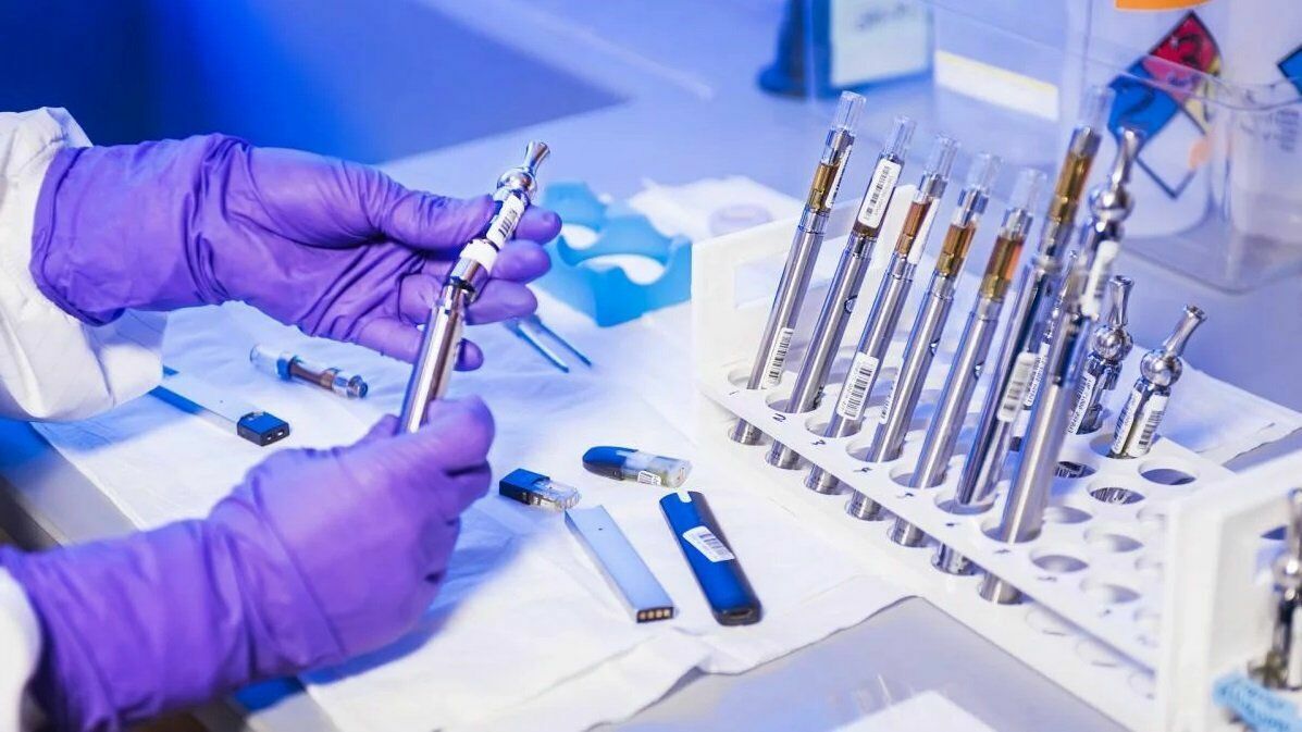 Клинические испытания российской вакцины от коронавируса начнутся в июне