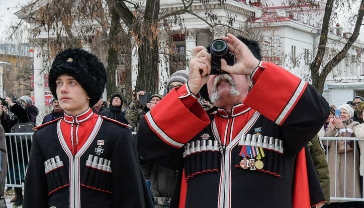 В китайском квартале Екатеринбурга появились казачьи патрули