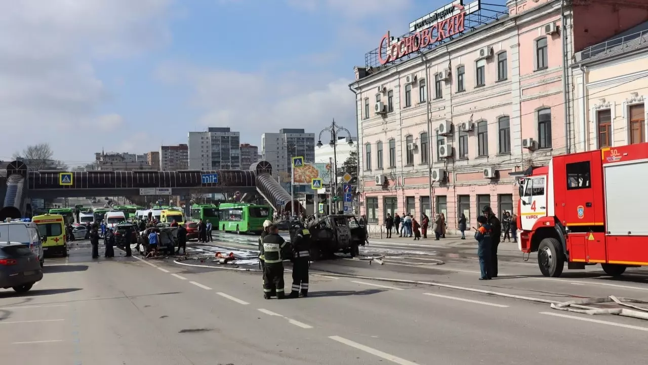 Автобус без тормозов: в центре Курска произошло массовое ДТП, пострадали 10 человек