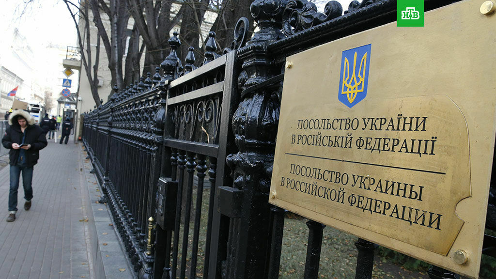 "Ъ": Украина может разорвать дипотношения с Россией