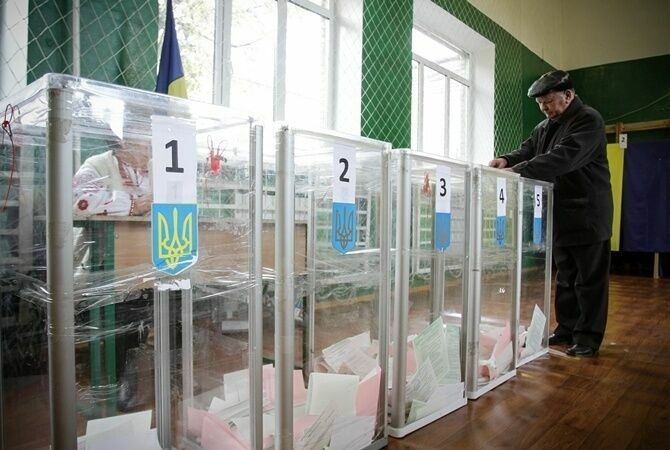 Явка на выборах президента Украины составила почти 64%