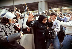 Протесты в Египте: сторонники Мурси готовы пойти на экстренные меры