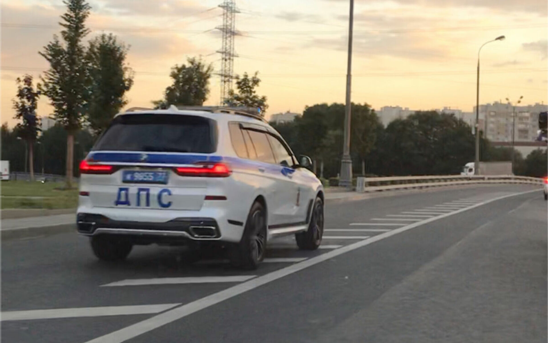 Хавал гаи. BMW x7 полиция. BMW x7 полиция Москвы. БМВ х7 ДПС Москва. Полицейский БМВ x7.