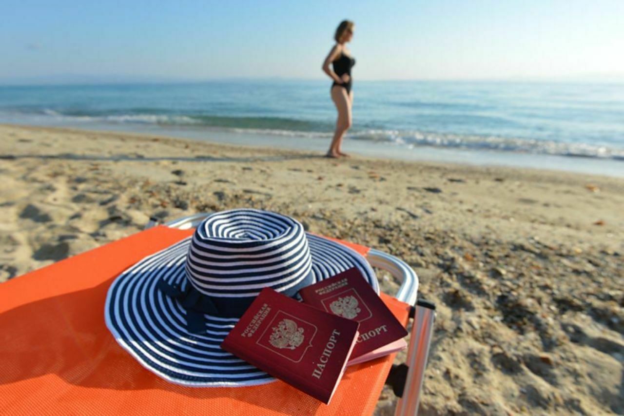 Forbes: 70% отпускников готовы потратить на заграничный отдых более 100 тыс. рублей