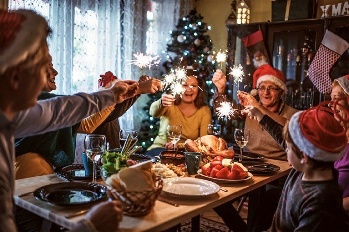 До 85% россиян останутся дома на новогодние праздники