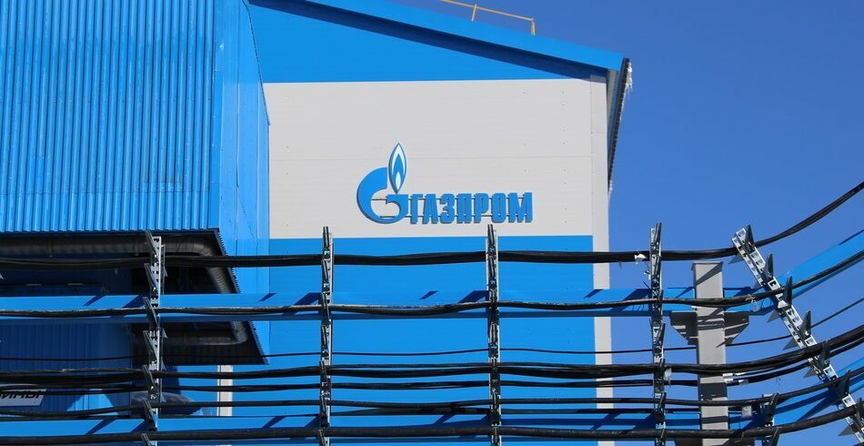 В РАНХиГС, РЖД и "Газпроме" отменили зарубежные командировки
