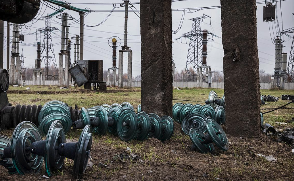 Франция передала Украине 100 электрогенераторов
