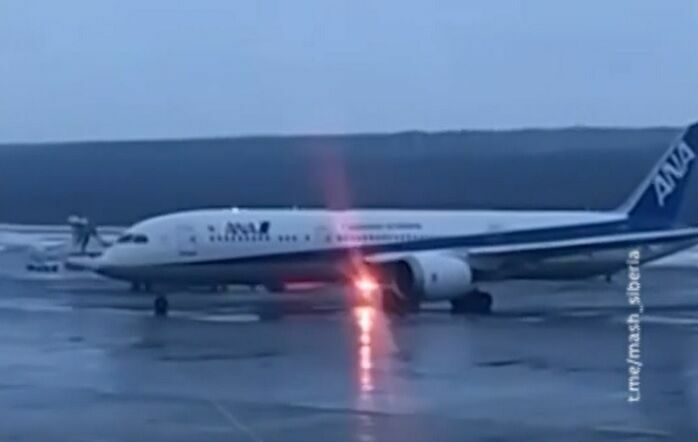 Самолет Токио - Франкфурт-на-Майне экстренно приземлился в аэропорту Красноярска