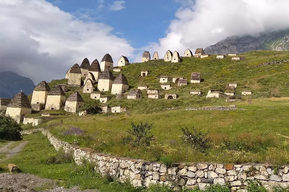 Даргавский «Город мёртвых» стал визитной карточкой Северной Осетии