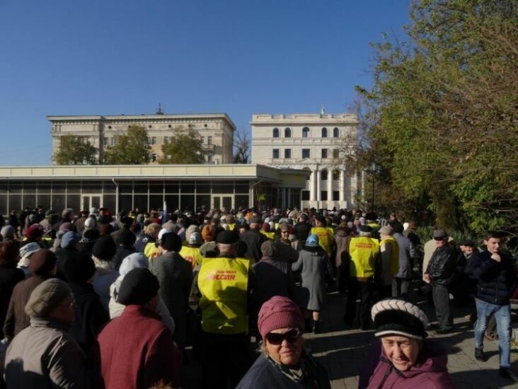 Астраханцы на митинге потребовали остановить отмену льгот