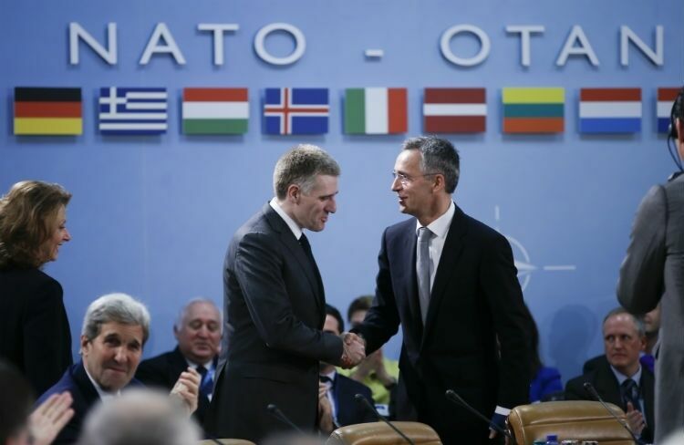 В НАТО согласны начать переговоры о вступлении Черногории в альянс