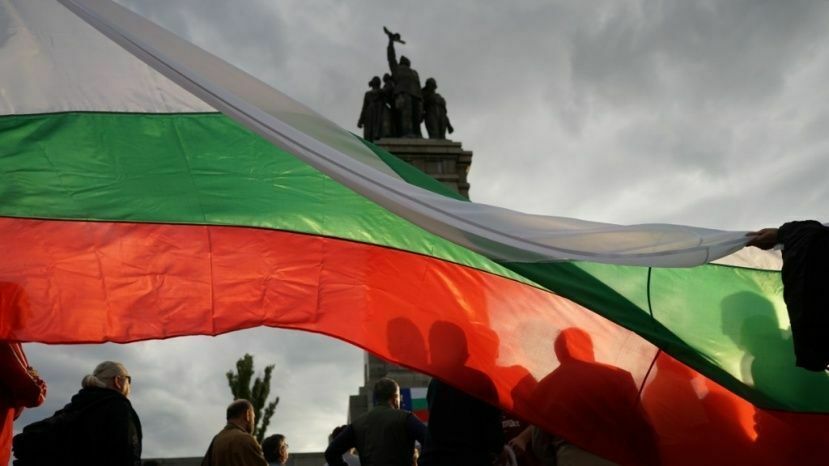 В Болгарии требуют снести памятник Советской армии