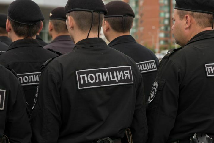 Задержанного пикетчика обязали изолироваться в московском отделе полиции