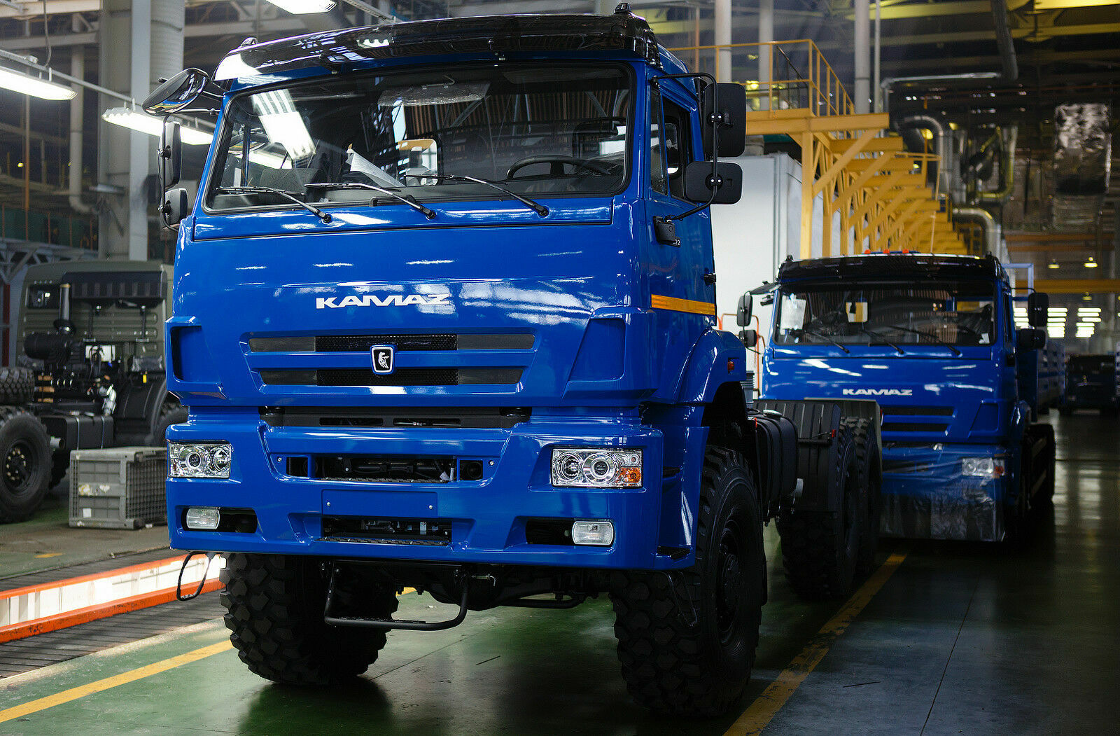 Автопроизводители сообщили о дефиците на рынке грузовиков
