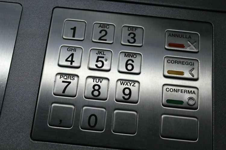 Сбербанк предупредил о новом способе кражи денег из банкоматов