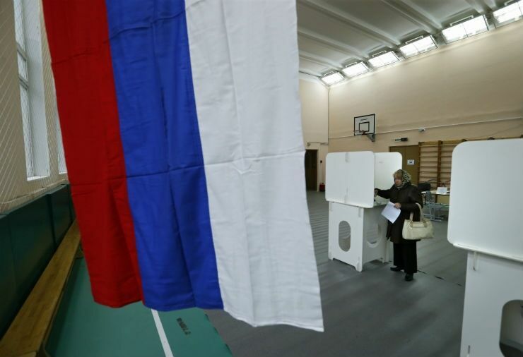 Политологи не поддерживают проект о праве россиян на голосование с 16 лет