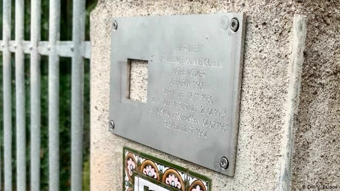 В Германии установили памятную табличку репрессированному в СССР немцу