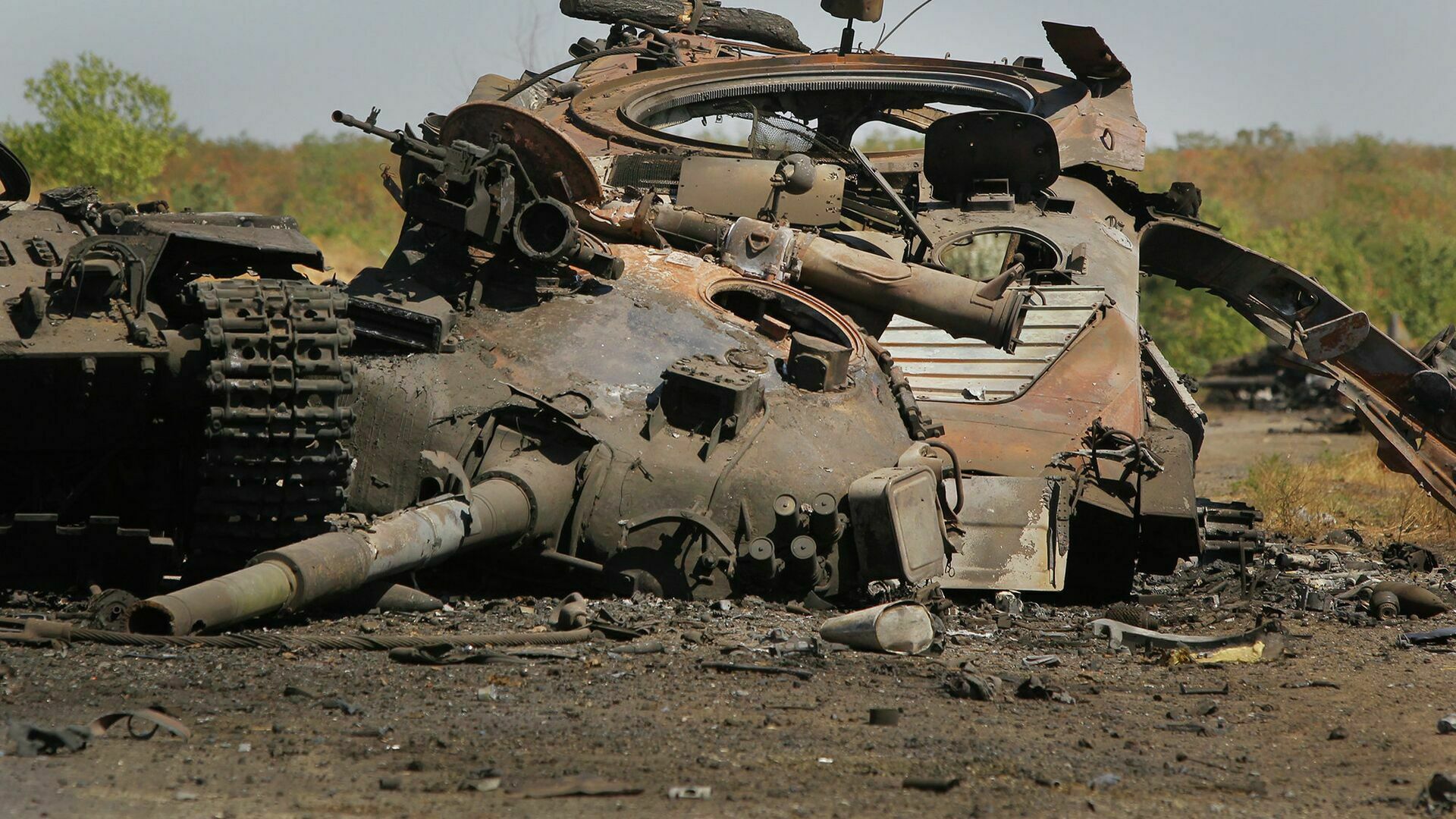Российские военные ликвидировали свыше 2,5 тысячи украинских танков и бронемашин