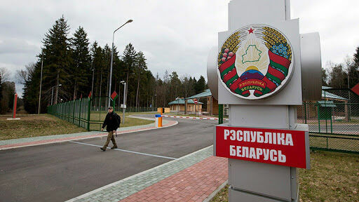 В НАТО опровергли "лязганье гусеницами у ворот Белоруссии"