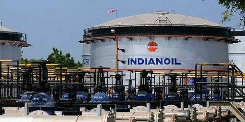 Два крупнейших НПЗ Индии прекратили покупать российскую нефть