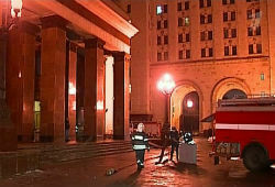При пожаре в общежитии МГУ на Воробьевых пострадали двое