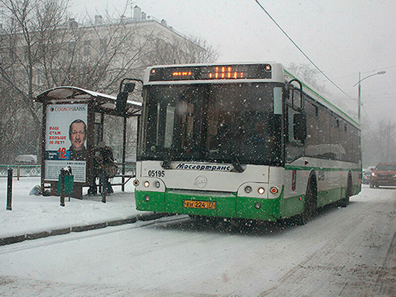 В Москве не все автобусы вышли на маршруты,- замерзли