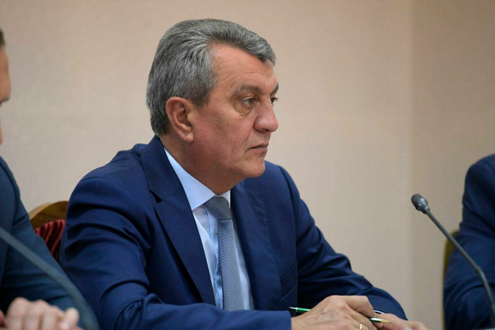 Руководитель осетии. Меняйло врио главы Северной Осетии.