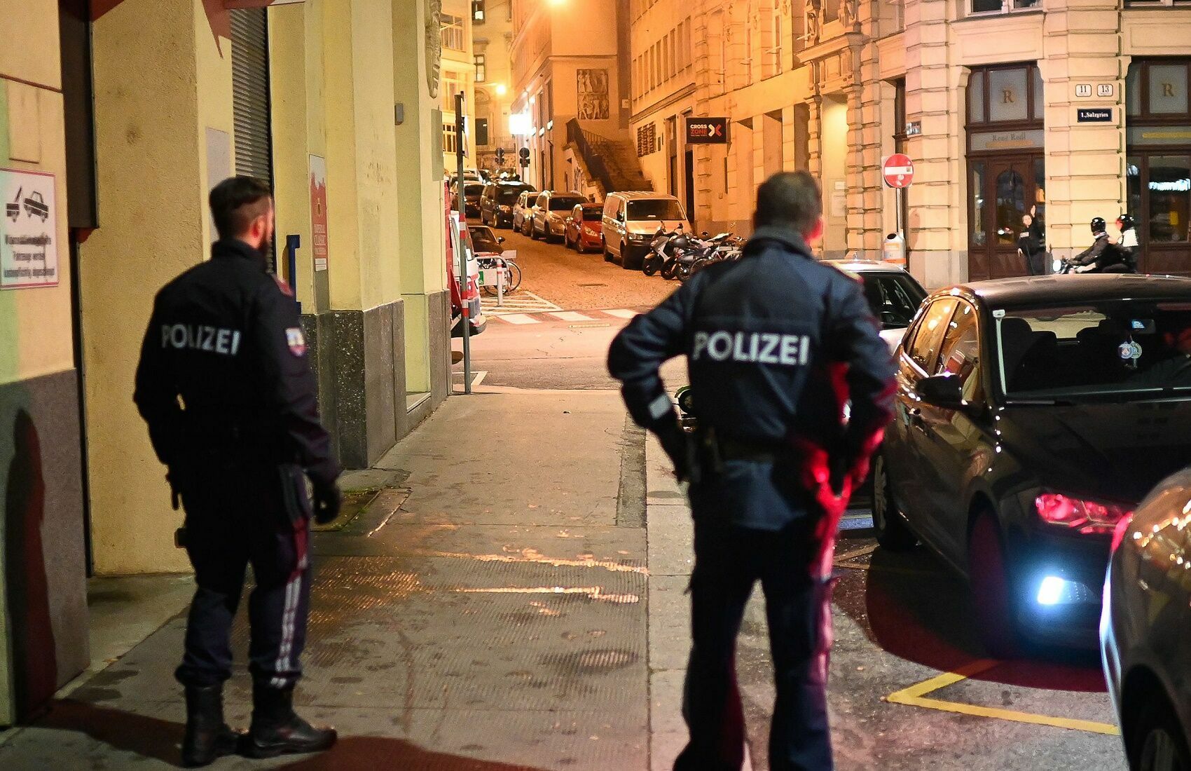 СМИ: венский террорист был известен разведке Австрии
