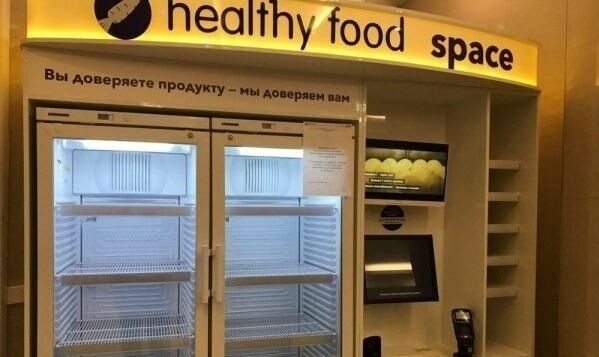 Число отравившихся едой из автоматов в Москве выросло до 65 человек
