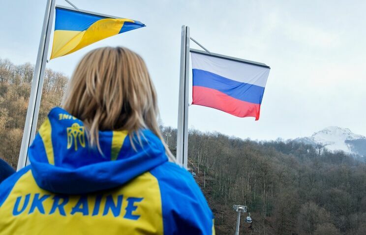 Украина ввела санкции против РБК, "Звезды" и других российских СМИ