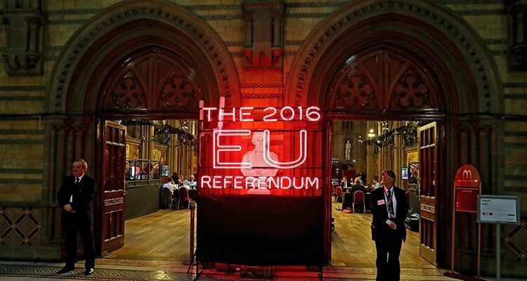 Сторонники Brexit одержали победу на референдуме в Великобритании