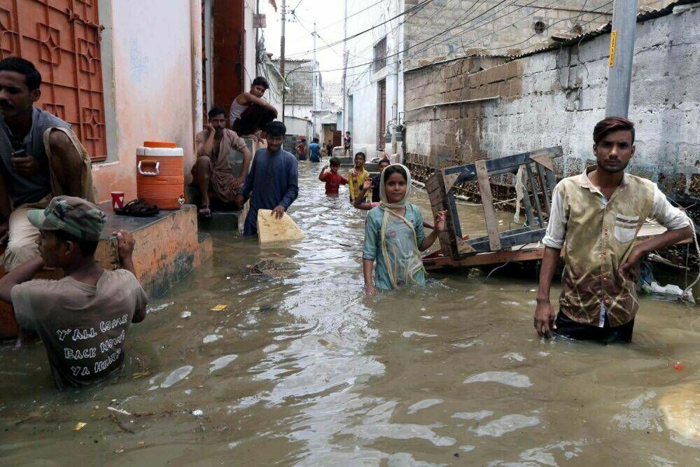 В Пакистане при наводнениях погибли более тысячи человек