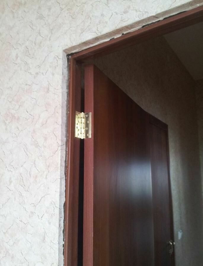 Дверь в новостройке на Карамышевской надережной