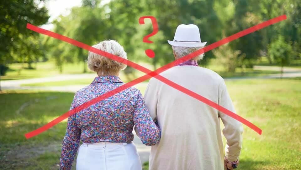 Петергоф не для всех: пенсионеров перестали  бесплатно пускать в знаменитый парк