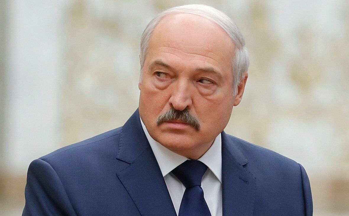 Лукашенко попросил Россию "не наклонять" Белоруссию