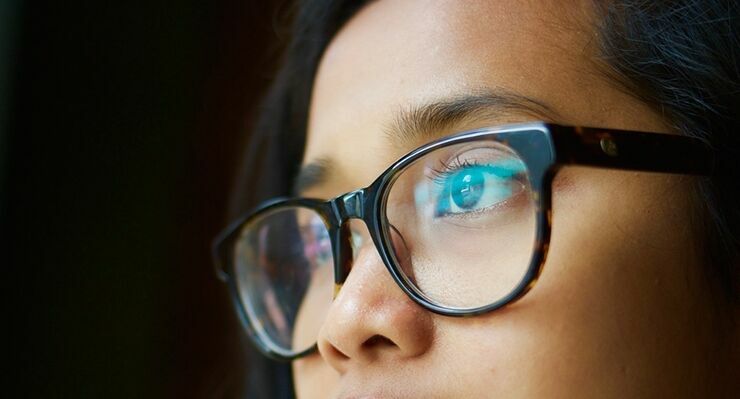 Европейские ученые доказали, что люди в очках умнее