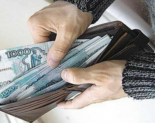 Минтруд пообещал пенсию 34 тысячи рублей, но в бюджет заложил 16