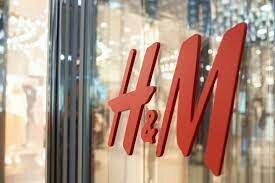«Три часа на вход, полтора — на кассу»: москвичи устроили ажиотаж на распродаже H&M