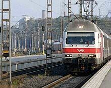 В Белграде поезд протаранил перрон