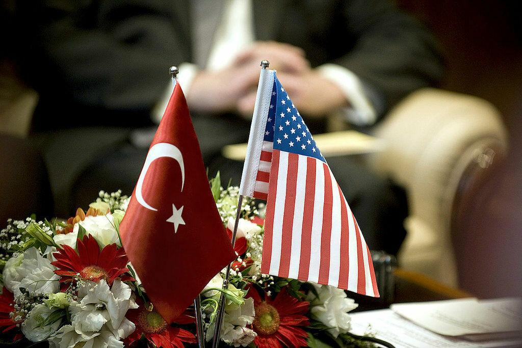 Турция повысила пошлины на товары из США