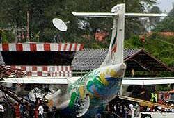 Таиланд: самолет с пассажирами врезался в вышку