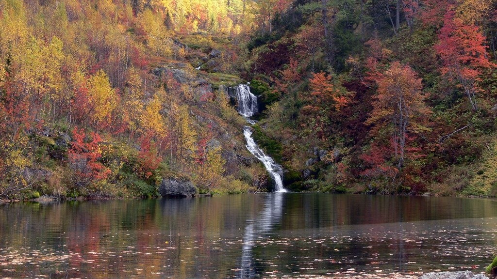 Водопад у реки Таборная 