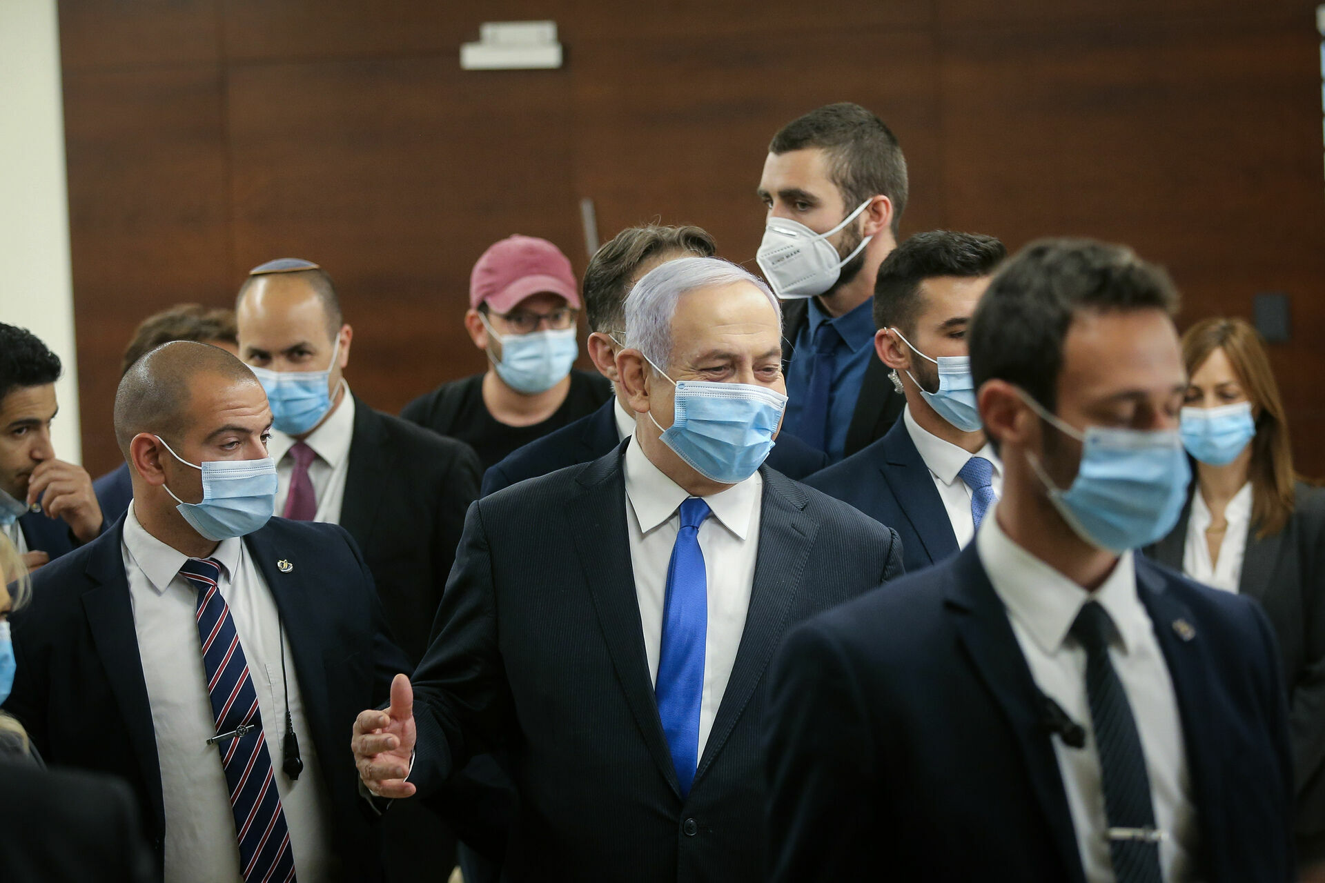 Израиль: коронавирус подтачивает правящую коалицию