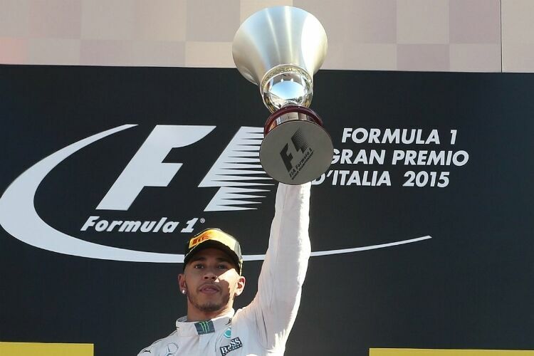 Британец Льюис Хэмилтон выиграл Гран-при «Формулы-1» в Италии