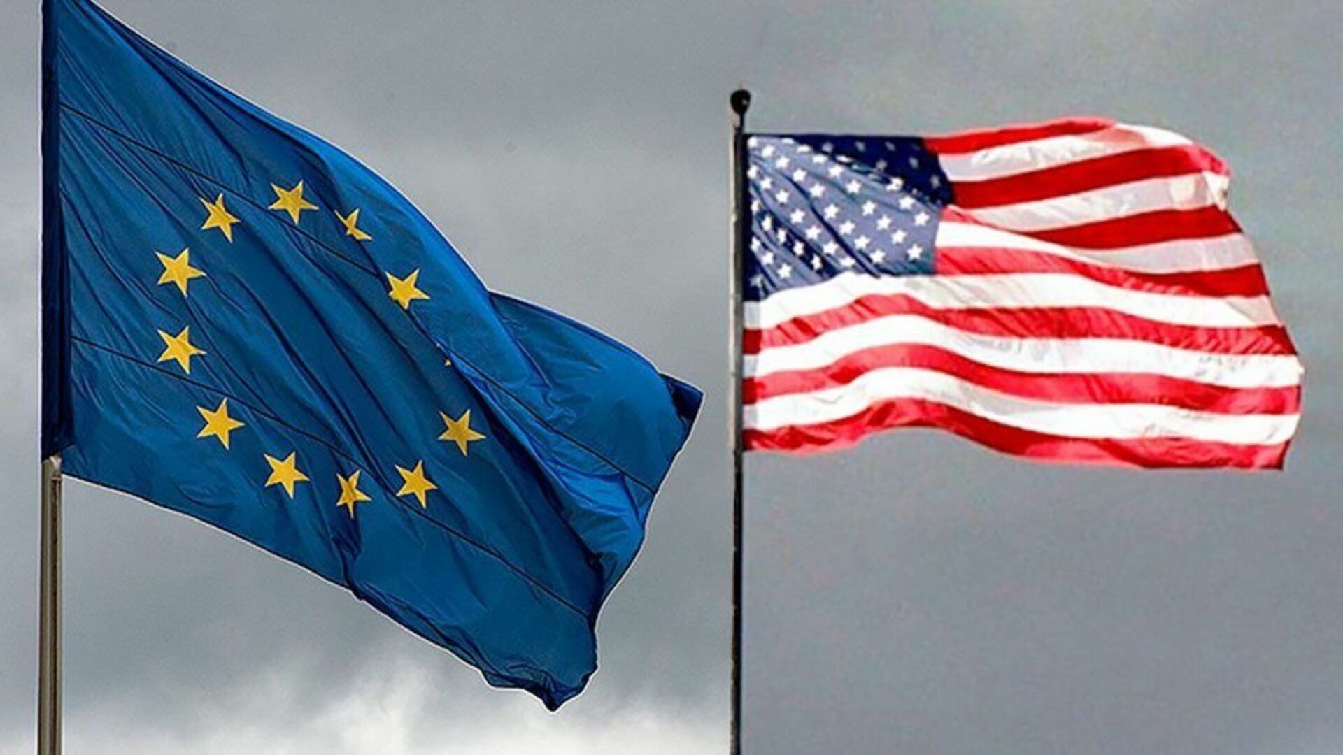 Евросоюз страны сша. Флаги ЕС И США. Флаг США И Евросоюза. США ЕС РФ флаг. США И Евросоюз.