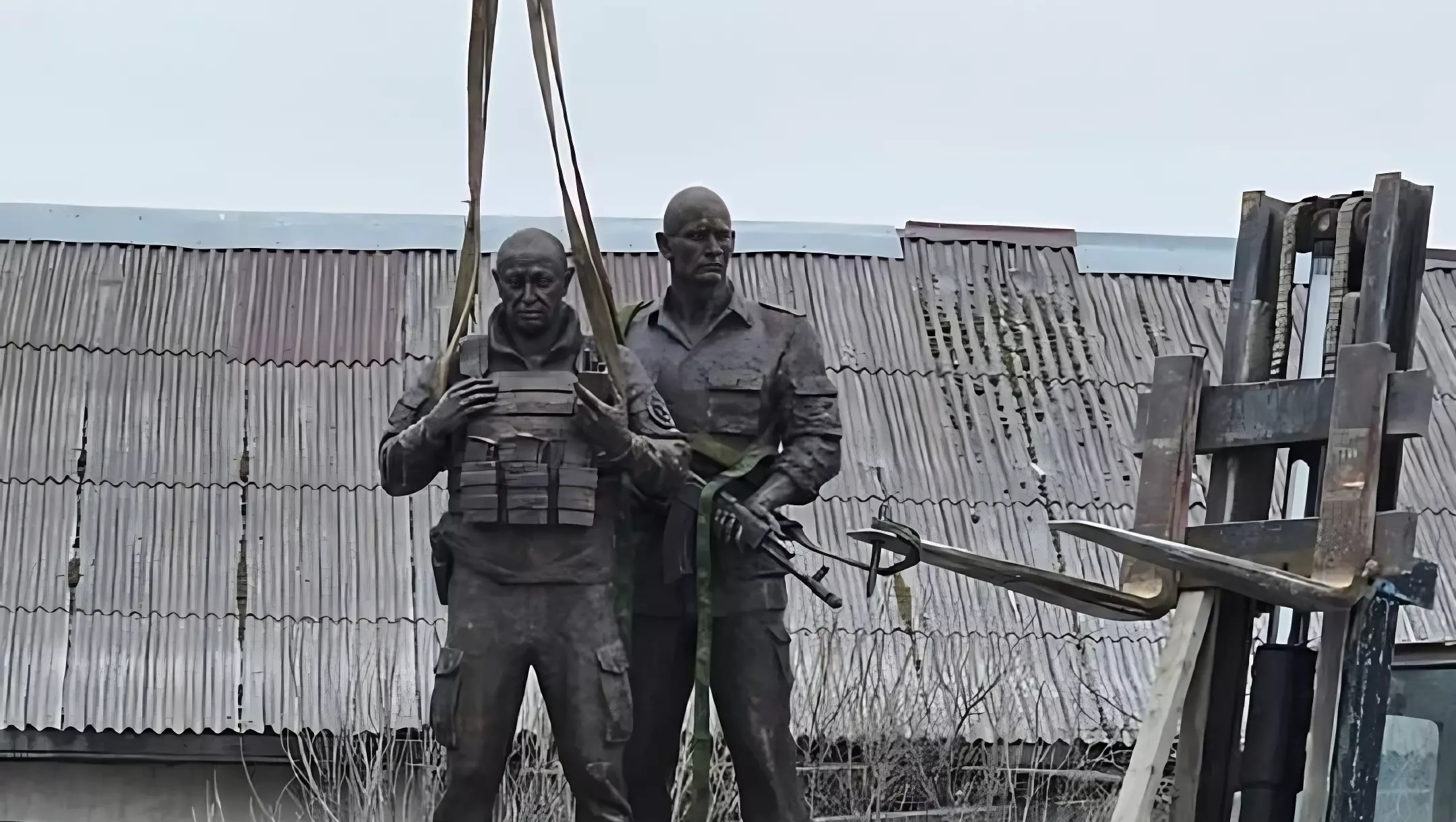 В Краснодарском крае хотят поставить памятник Евгению Пригожину и Дмитрию Уткину