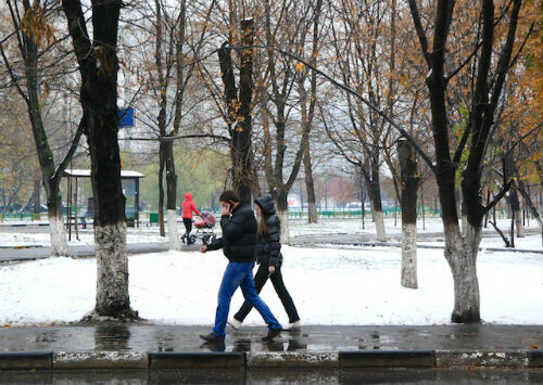 Осень в Москве: в столицу придут снегопады и сильные морозы